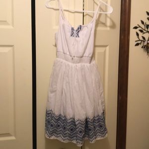 Girls 16 summer sundress white blue embroidery
